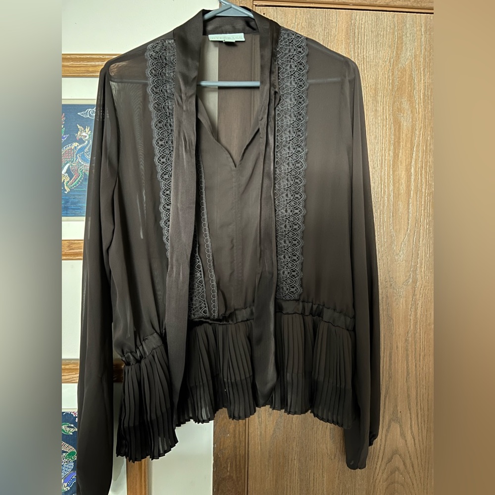 Size Large “Ryegrass” see through top never worn